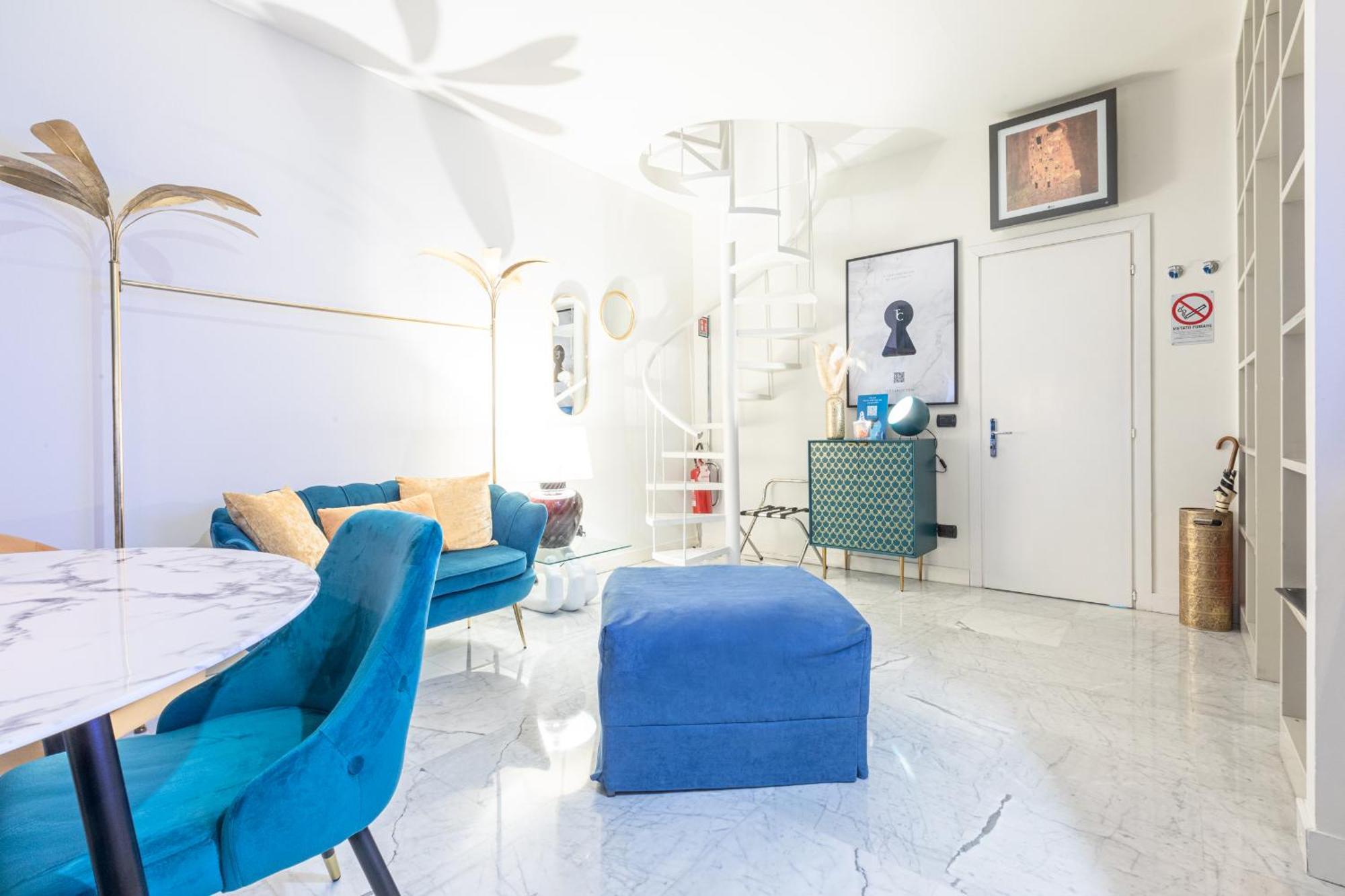 Monte Napoleone Split-Level Terrace Apartment - Top Collection Milan Bagian luar foto